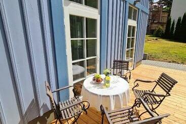 Turista apartmanok Villa Loebel 1881 Annex Building