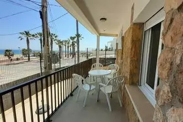 ツーリストアパートメント Apartamentos Dins Mar Apto. 2