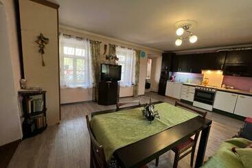 Apartamentos turísticos Cozy Summer House In The Heart Of Armenia, Odzun