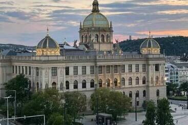 Turistihuoneistot королевский вид   “casa Royal” в самом центре