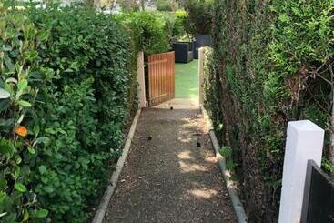 Apartamenty turystyczne Le Patio 3mn De La Plage