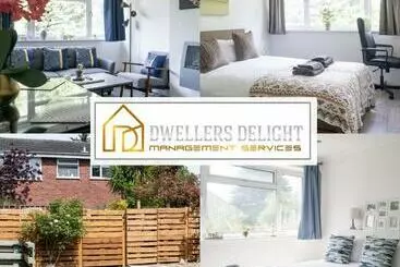Turistihuoneistot Stylish Flat 2 Bedroom With Free Wifi & Parking Chigwell Epping London