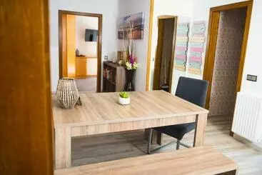 ツーリストアパートメント Appartement Mila