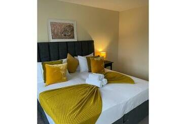 ツーリストアパートメント Mill Street By Jlj Apartments