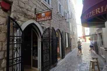 آپارتمان‌های توریست‌ها D&m