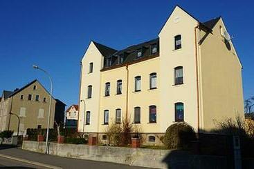 游客公寓 Ferienwohnung Burgstädt