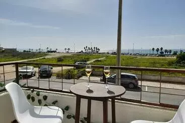 Turistihuoneistot Carcavelos Surf Beach House