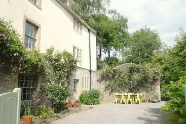 ツーリストアパートメント Lovely Property In The Heart Of Somerset, Sleeps 9