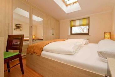 관광객 아파트 Villa Waldschloss, App 09