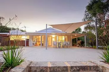 ツーリストアパートメント Salt Life