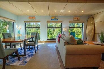 Ferienwohnungen The Black Pearl, Luxury King Bed And Patio