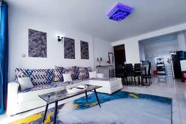 آپارتمان‌های توریست‌ها The Crooner Lounge