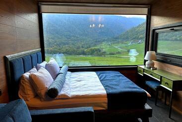 Tourist flats Runaway House   Qalacıq