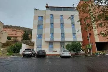 آپارتمان‌های توریست‌ها نزل الشرقي