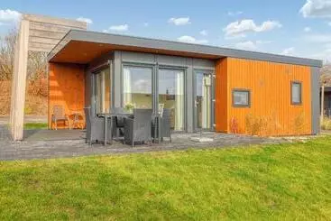 ツーリストアパートメント Chalet Biene