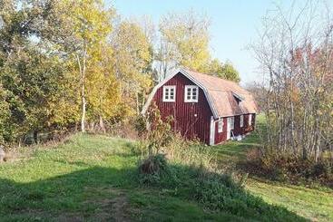 Ferienwohnungen 5 Bedroom Lovely Home In Tving