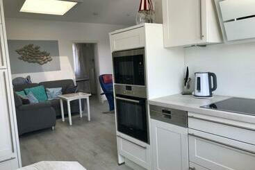 شقق خاصة سياحية Penthouse Wohnung Christine Okroy