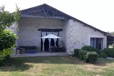 Turistihuoneistot Gîte 10 Pers   Rimbes Casteljaloux