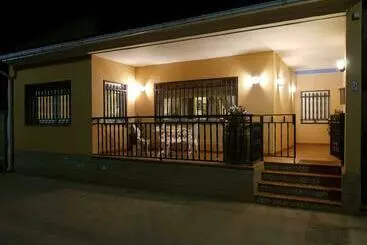 ツーリストアパートメント Villa San Jorge
