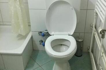 شقق خاصة سياحية Ferienwohnung F 4 2