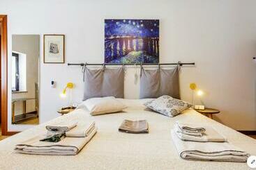 ツーリストアパートメント Casa Gallieno Nel Cuore Di Verona