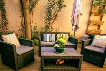 בית מלון כפרי Le Patio Valros