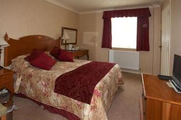 בית מלון כפרי The Old Black Lion