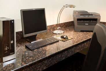 호텔 Wingate By Wyndham San Marcos