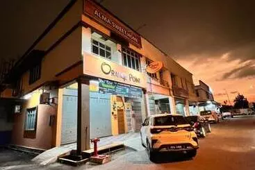 Oyo Homes 90522 Alma Sweet Home