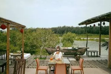 هتل Moon Nest