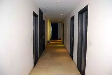 Hotel Goroomgo Heera Celebration Mathura