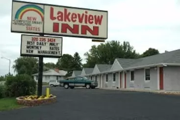 ホテル Lakeview Inn