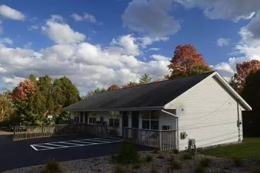 ホテル Maple Leaf Lodge