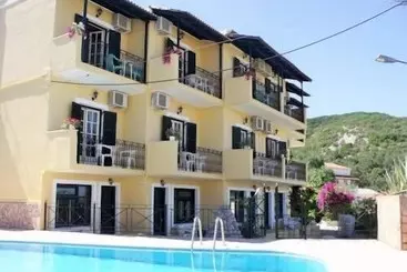 آپارتمان Avra Paradise Apart