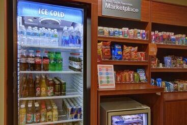 فندق Comfort Suites Lindale