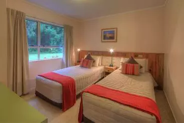 هتل Daydreamer Holiday Apartments