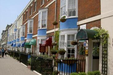 Отель The Bay Guest House