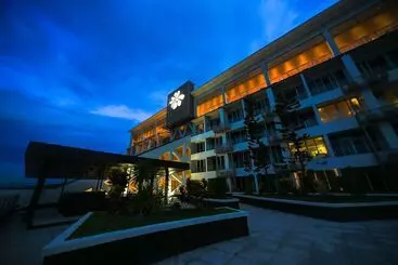 Otel The Oriental  Legazpi