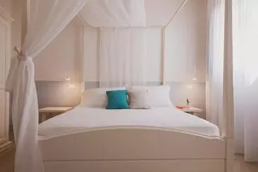 Marenea Suite Hotel Cdshotels