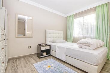 The Prince Inn Hotel & Villas