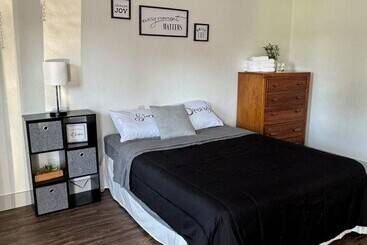 فندق Omro & Fish Inn