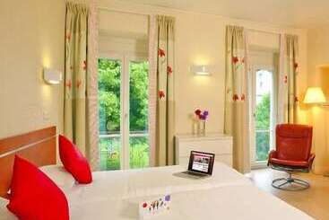Aparthotel S & Residences  Les Thermes