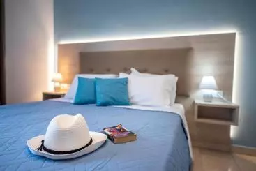 ツーリストアパートメント Stegna Bay Apartment