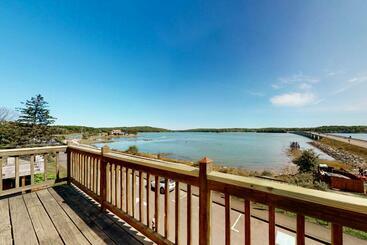 فندق Sunrise On The Sheepscot