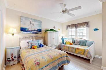 فندق Pelican S Watch