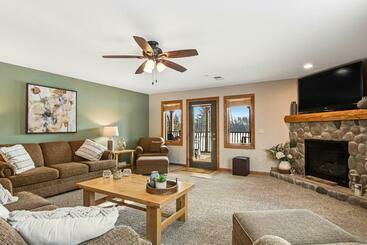 בית מלון כפרי Condo On The Green