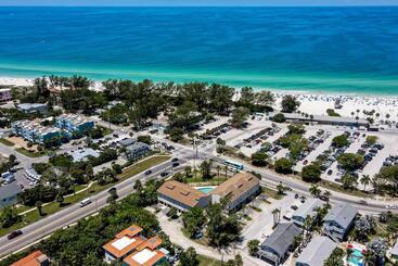 Hotel Beach & Gulf Escape