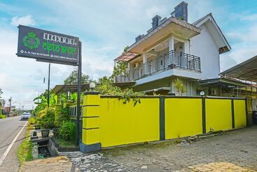 Spot On 91905 Hotel Cipto Arum