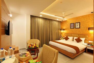 Hotel Veliyil Castles