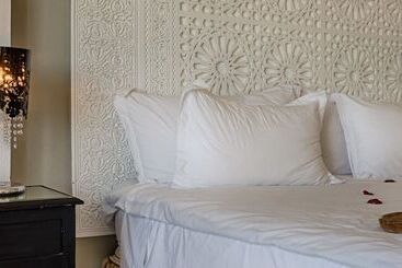 Palais Du Calife Riad Spa & Clubbing   Adults Only